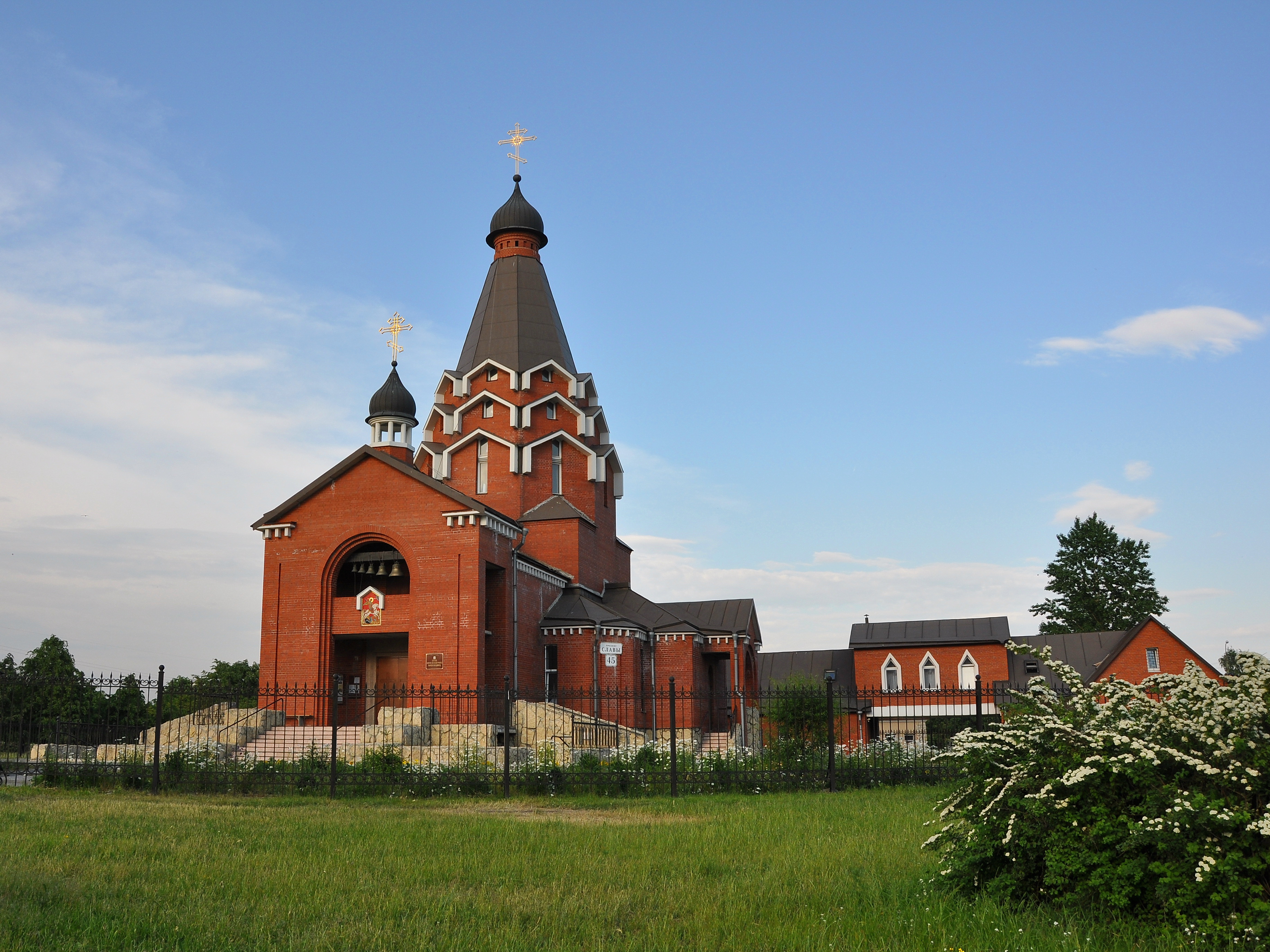 Cerkov' Sviatogo Velikomuchenika Georgiia Pobedonosca