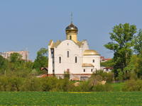 Hram sviatyh muchenikov Adriana i Natalii v Staro-Panovo (Ligovo)