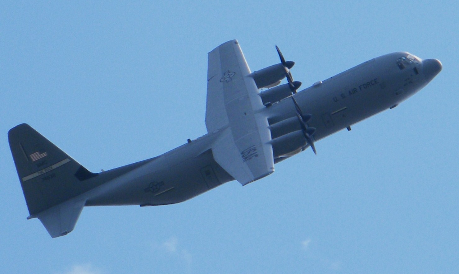 C-130 Геркулес 22