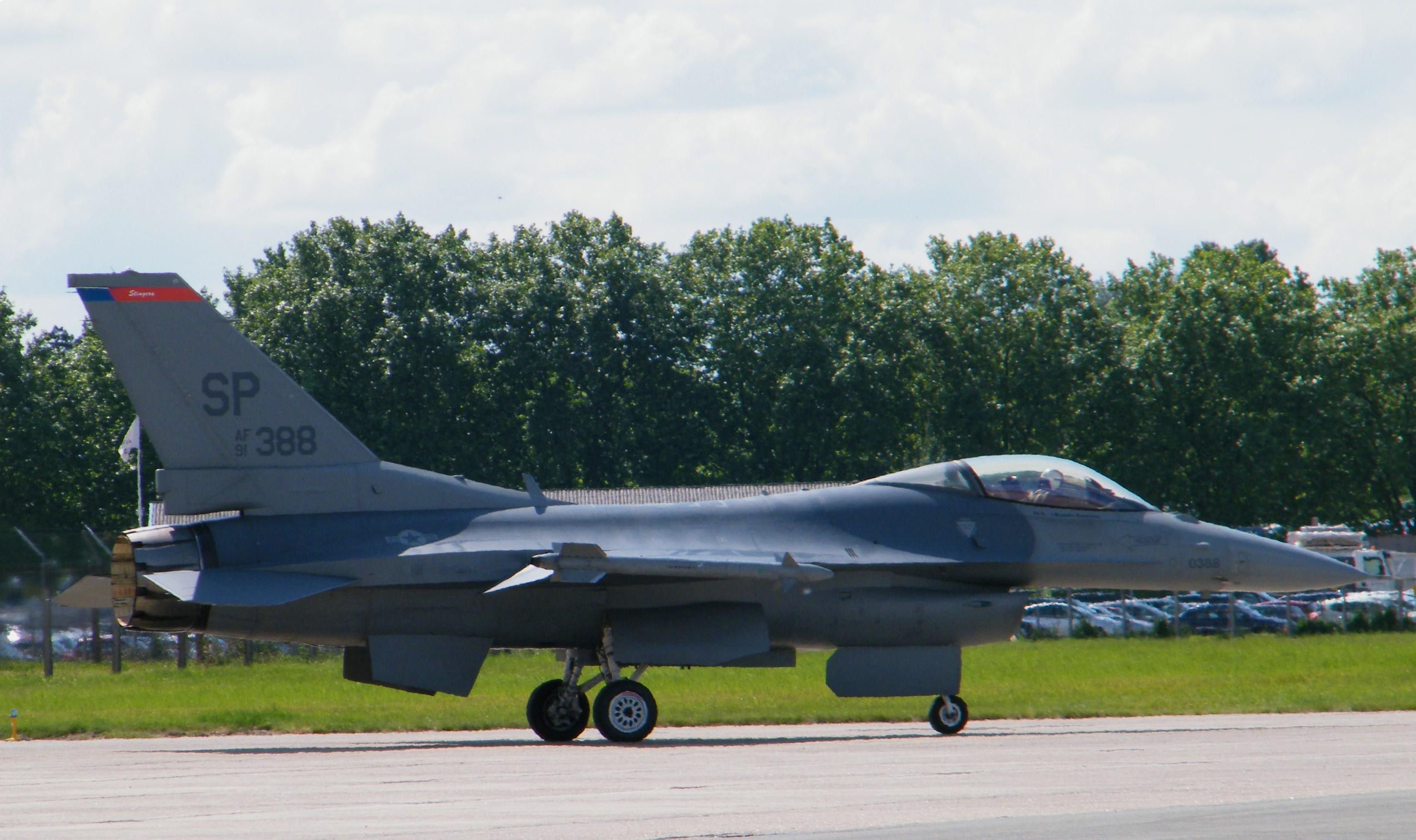 Lockheed F-16 Fighting Falcon