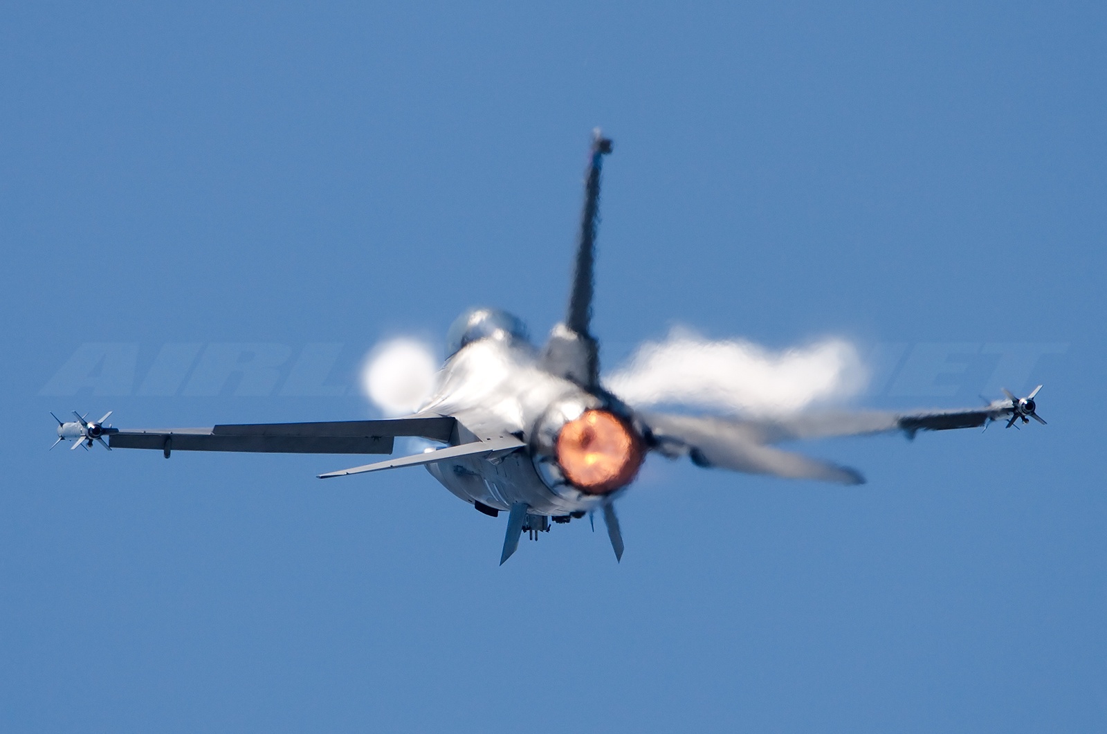 Lockheed F-16CJ Fighting Falcon
