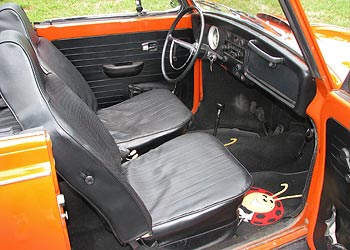 1970-vw-beetle-interior