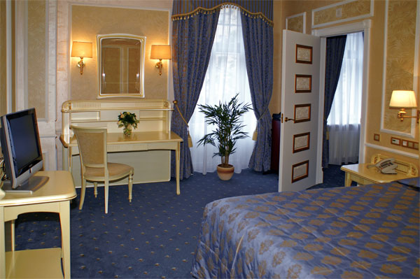hotels-europe-room4