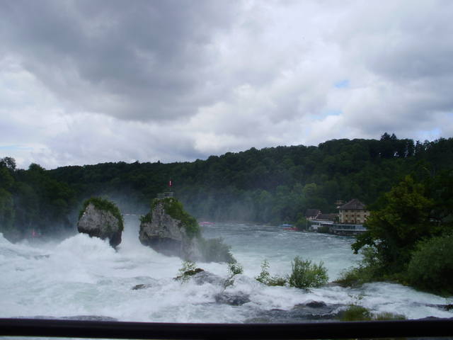 730937_m.jpg