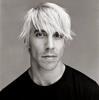 Kiedis main BW