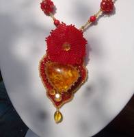 кулон красны цветок4.`1