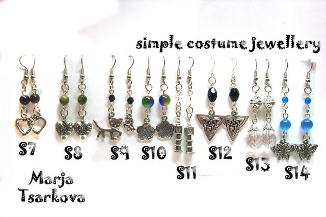 simple costume jewellery6