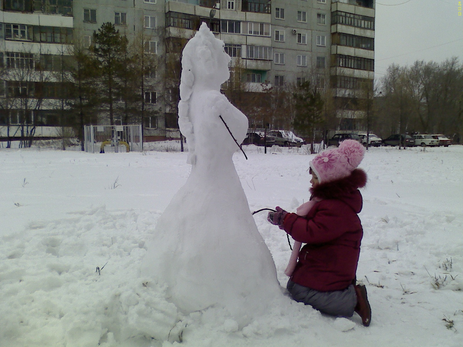 Снеговика делаем