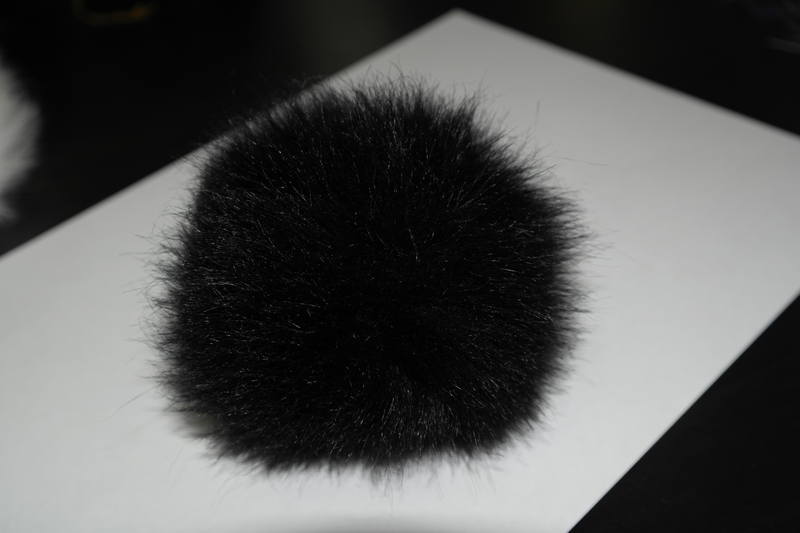 помпон черн