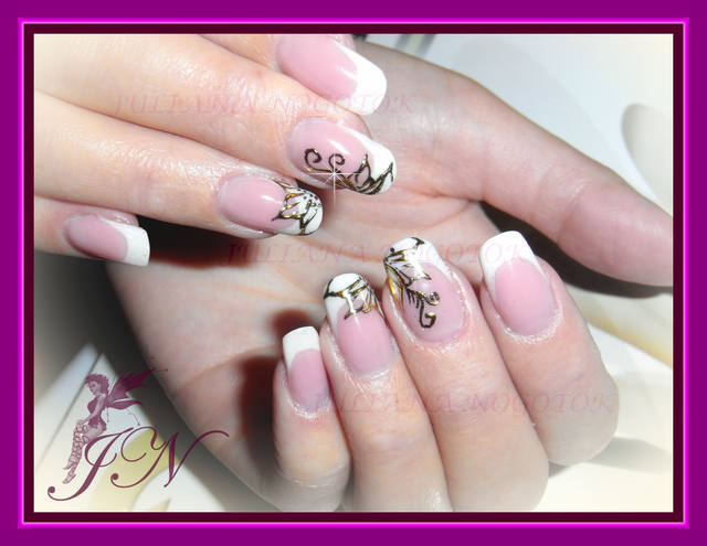 Фольга на ногтях. 40 идей дизайна с фольгой, фото Nailsoftheday Фольга на ногтях. 40 идей дизайна с фольгой, фото Nailsoftheday