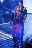 Bill-Kaulitz-und-Tom-Kaulitz-als-Jury-bei-DSDS-2013