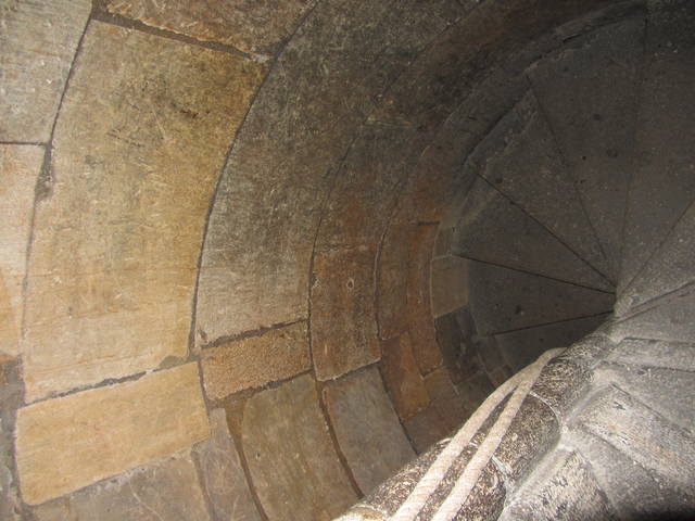 2398404_m.jpg