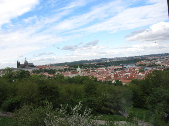 2399077_m.jpg
