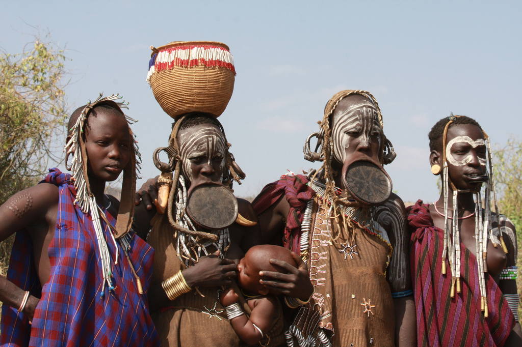 Девушки и женщины со всего Мира (фото) - 3