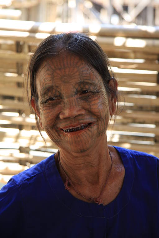 Бабушки - старушки.