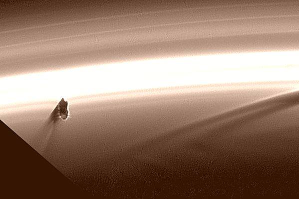 cassini-16-F