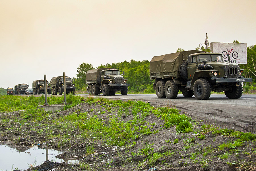 Колонна военных машин