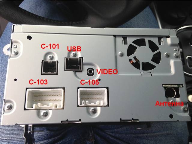    Mitsubishi 2Din -  227809 -  5