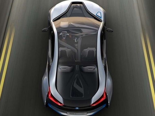 السيارة الفاخرة " بى إم دبليو BMW آى I8 " مواصفات وتجهيزات مبهرة لن تتخيلها 11