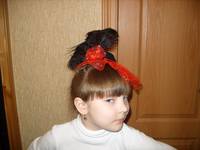 шляпка черная с перьями 4