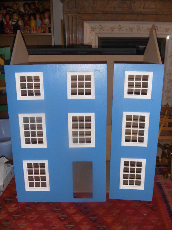 Picture dolls house 014