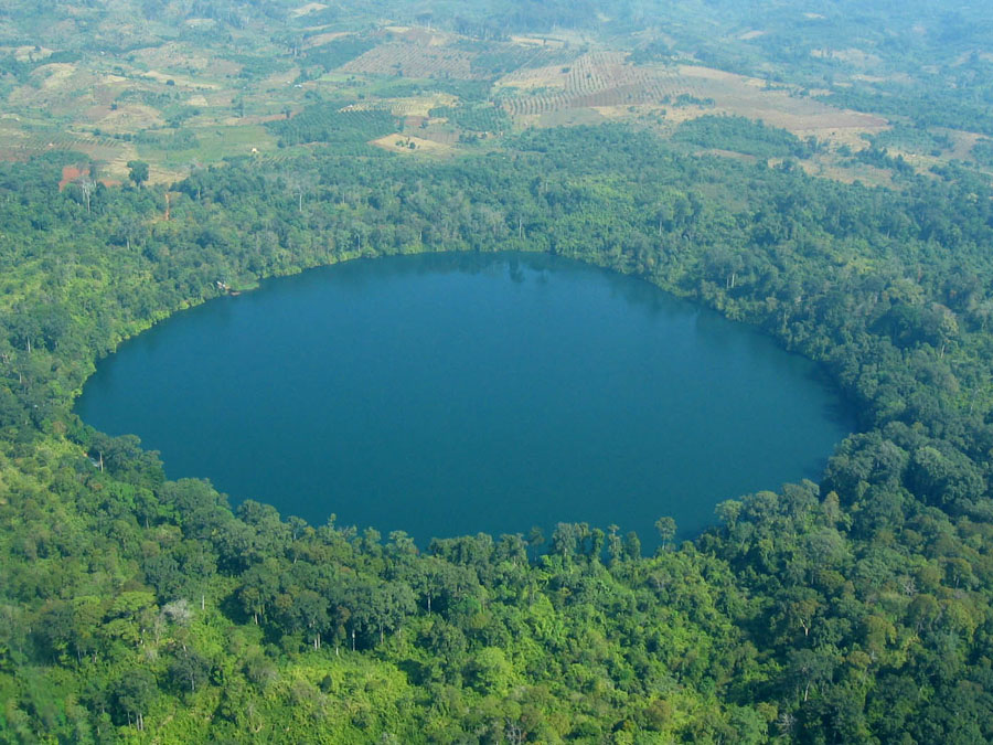 Yak-Loum-Ratanakiri