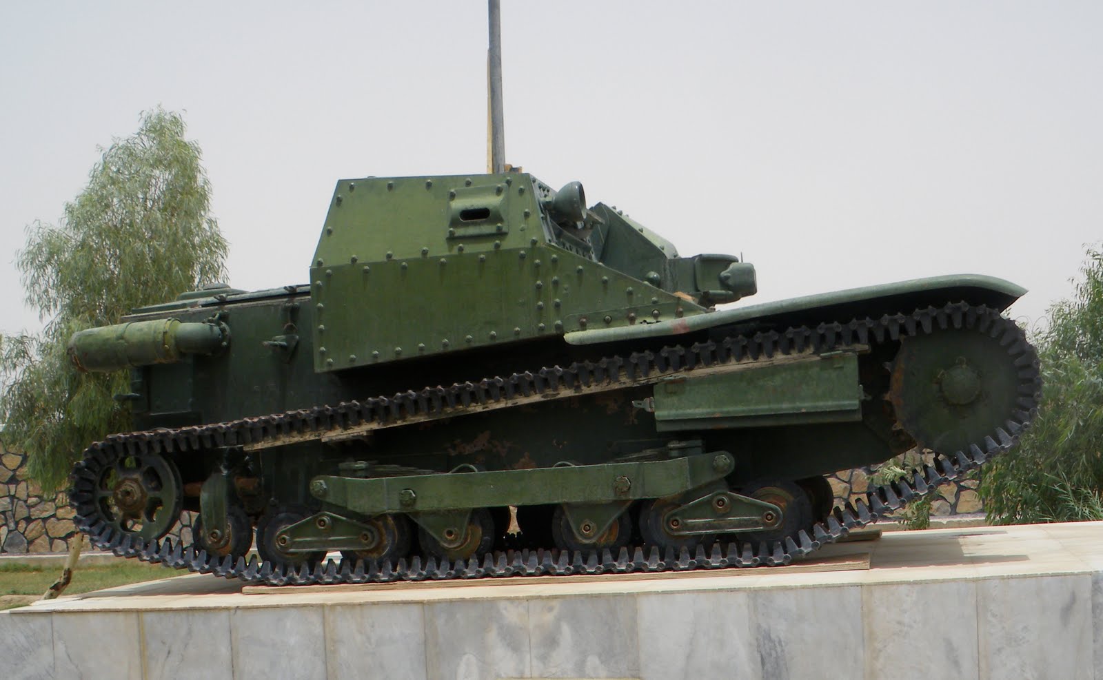 Итальянский одноместный танк