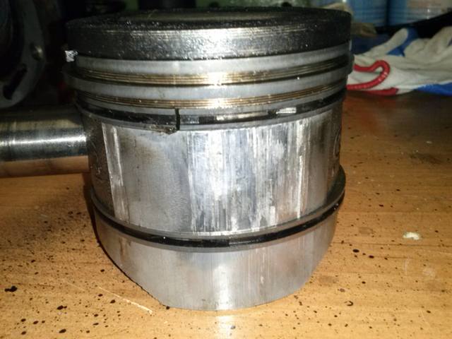 http://images.vfl.ru/ii/1394809738/1296ee83/4501099_m.jpg