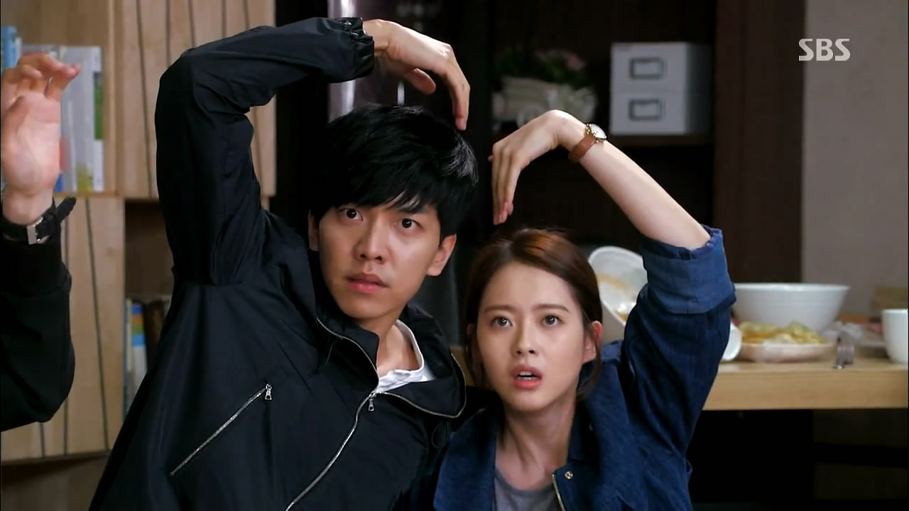 You're All Surrounded doramamania Ep04.avi snapshot 32.13 [2014.05.30 10.58.26]