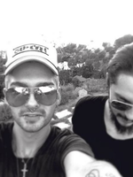 Фронтмен Tokio Hotel Билл Каулитц продемонстрировал очередное фото