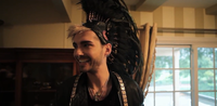 Tokio Hotel Билл Каулитц проявляет фантазию в своих нарядах