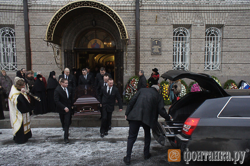 В Иоанновском монастыре состоялось прощание с супругой бывшего губернатора города Владимира Яковлева (видео, фото)