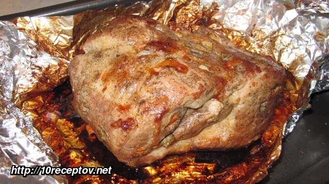 Мясо в фольге в духовке рецепт из свинины на праздничный стол