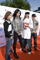 Tokio Hotel А кто же является девушкой Густава Шефера