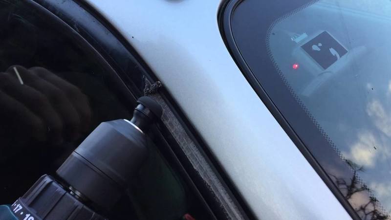 Дефлекторы на авто – как клеить и устанавливать, для чего они нужны?