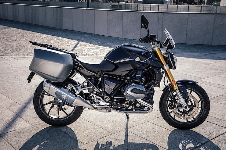 мотоцикл-BMW-R1200R-Black-Edition-LE