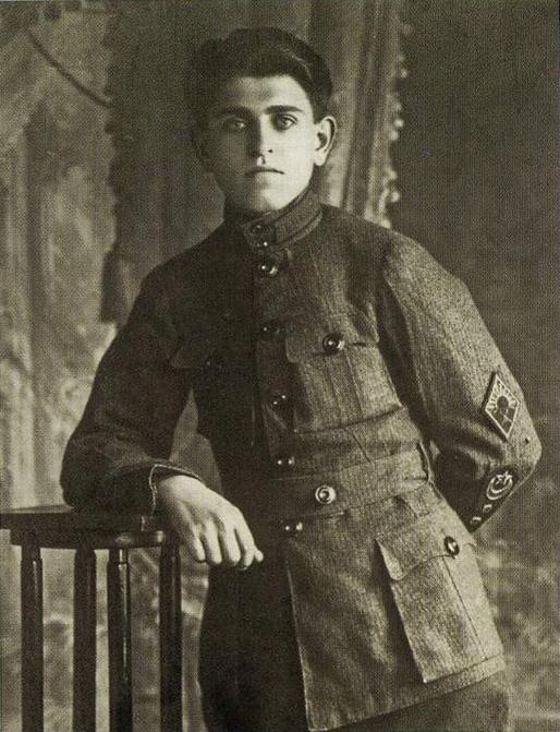 Командир роты 2-го стрелкового полка Азербайджанской стрелковой дивизии. Гянджа, 29.10.1923 г. (Их архива А.Гусейнова)