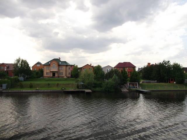 http://images.vfl.ru/ii/1498825875/838543a6/17766681_m.jpg