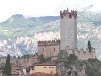 Замок Скалигеров в г. Мальчезине на оз. Гарда. Фото Морошкина В.В.