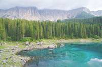 Озеро Лаго ди Кареццо в Доломитовых Альпах. Фото Морошкина В.В.