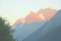 Скалистые вершины в районе Домбая вечером. Фото Морошкина В.В.