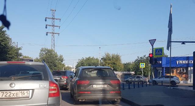 18571596_m.jpg
