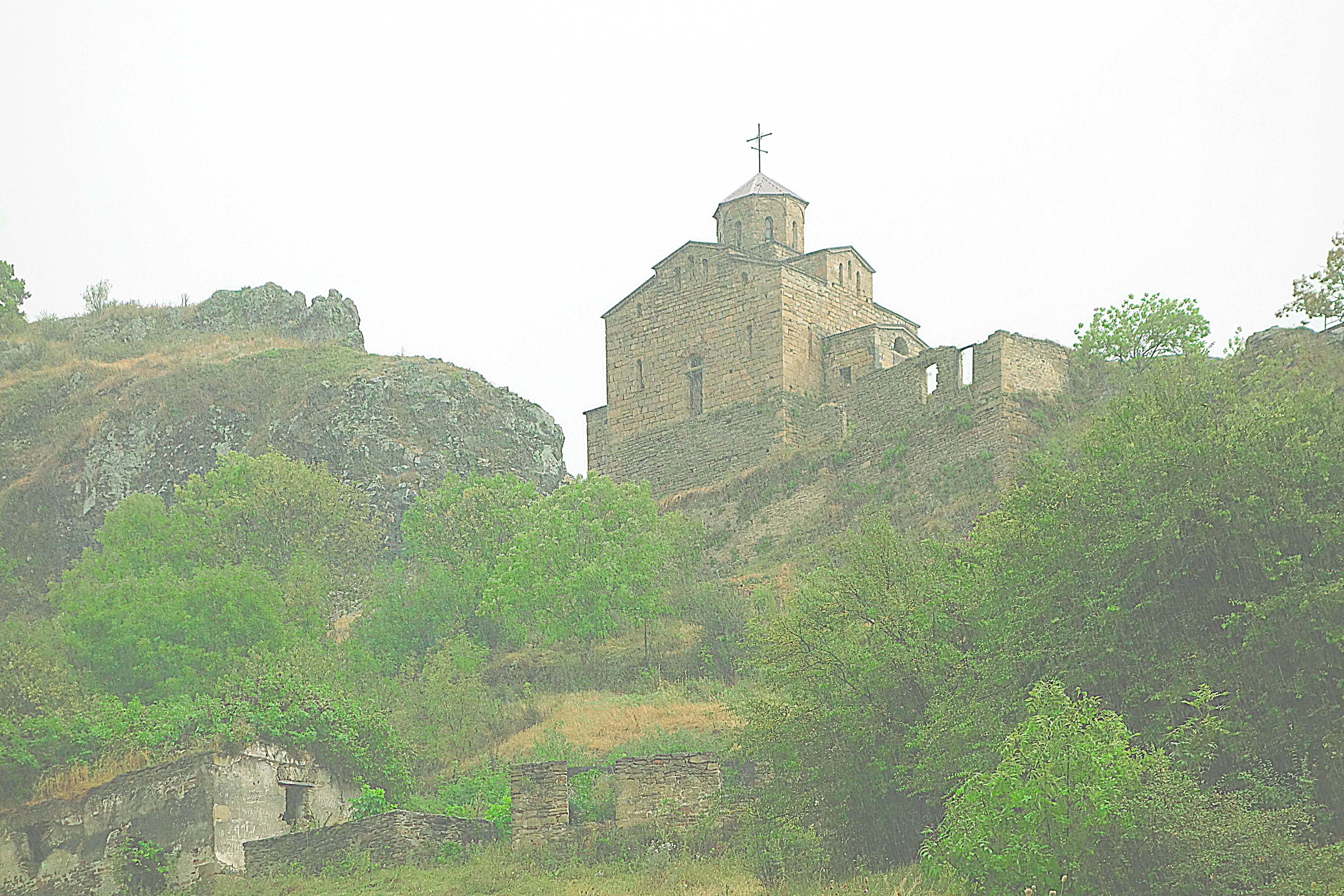 Шоанинский аланский храм 10-11 вв. в районе Карачаевска. Фото Морошкина В.В.