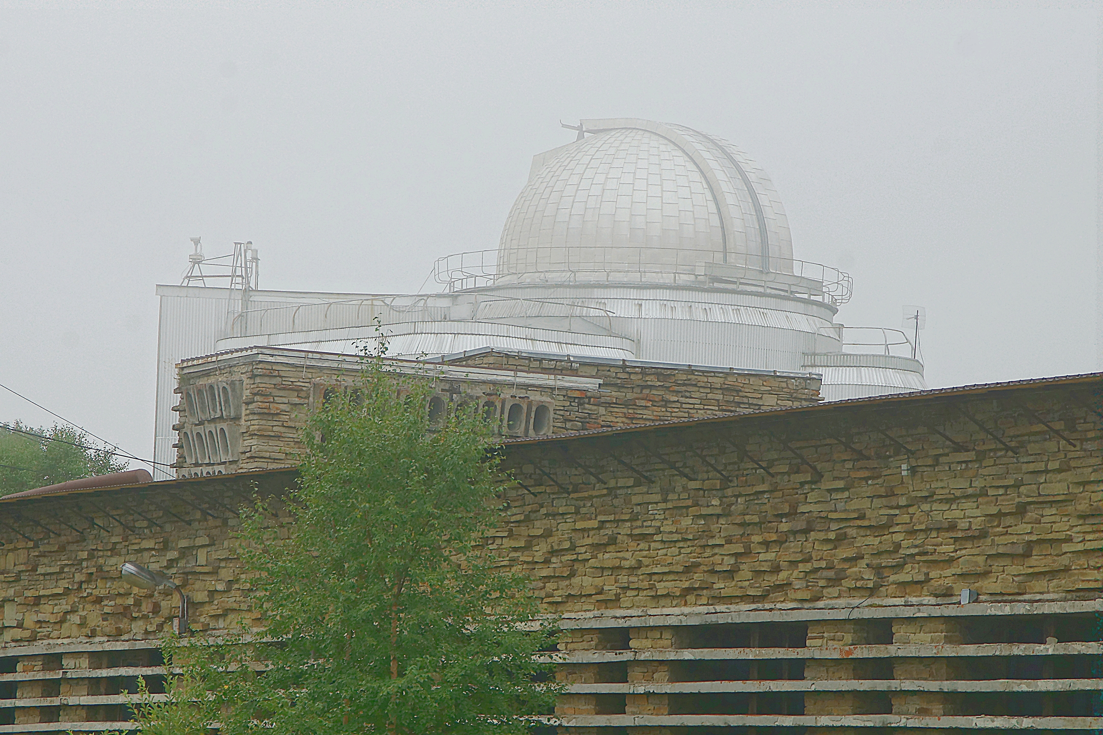 Обсерватория в горах в р-не Архыза с самым большим в Европе Азимутальным телескопом. Фото Морошкина В.В.
