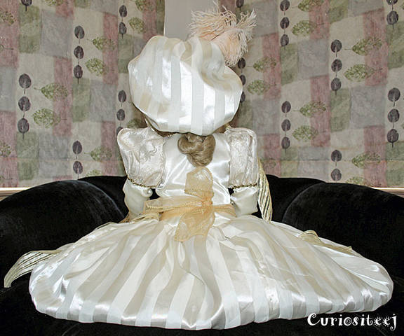 04 Dienna - Donna RuBert, 46 inch, porcelain doll, EUC, 80-400, HTF 04 Dienna - Donna RuBert, 46 inch, porcelain doll, EUC, 80-400, HTF