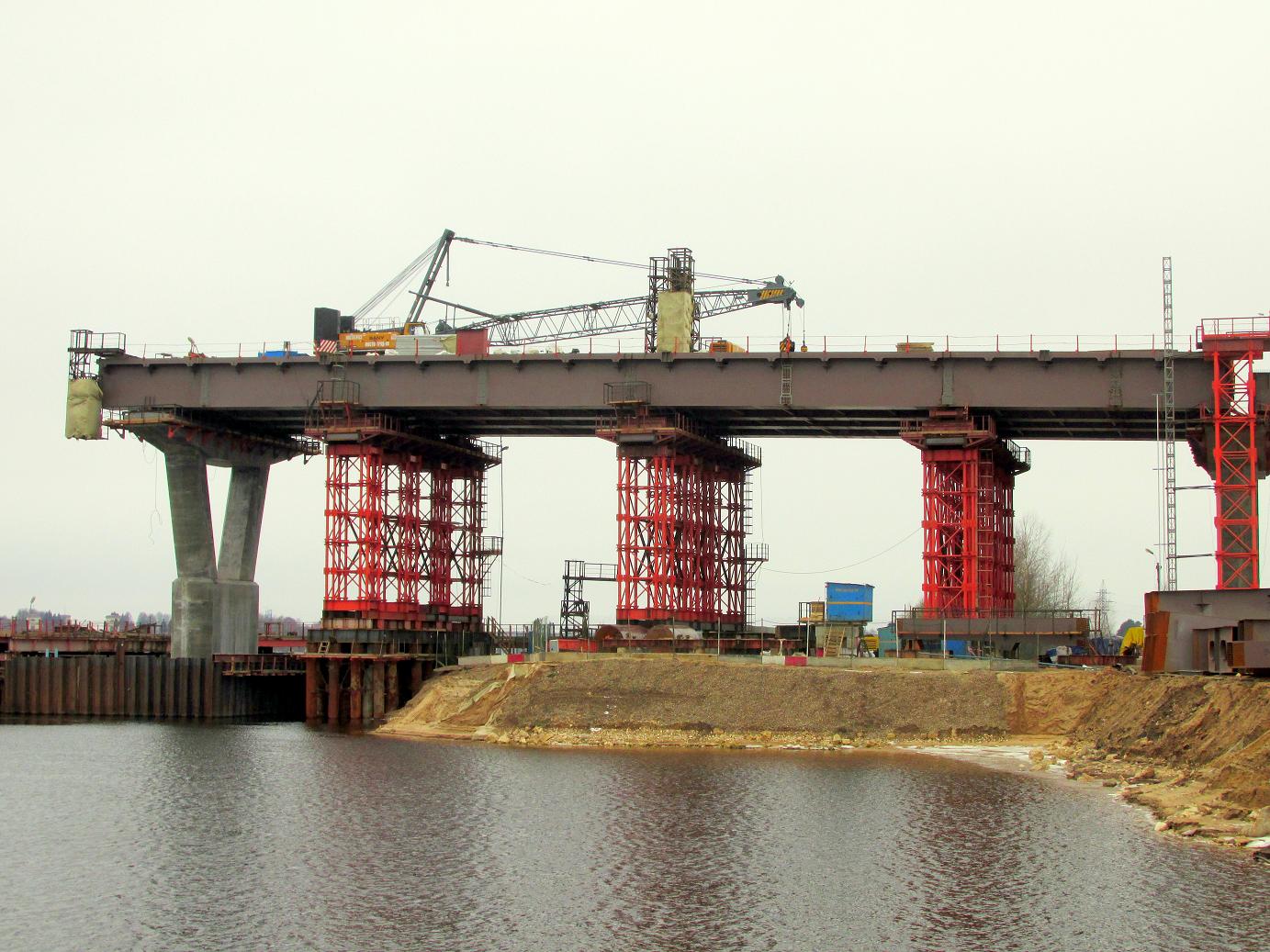 промежуточная опора моста фото