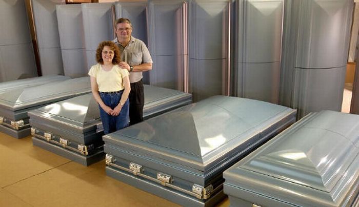 large coffins 09