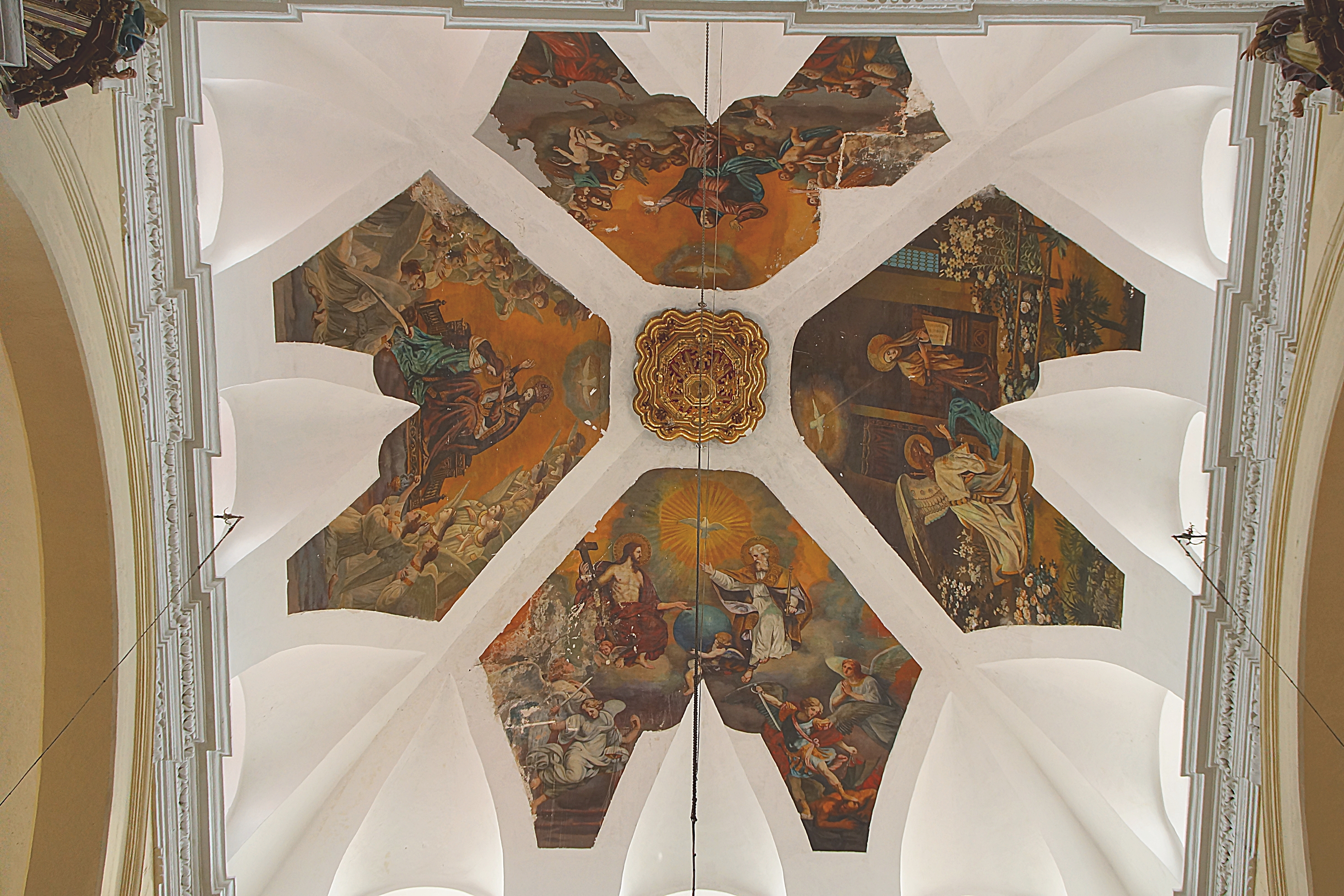 Фрески на потолке Домского собора Пуэблы. Фото Морошкина В.В.