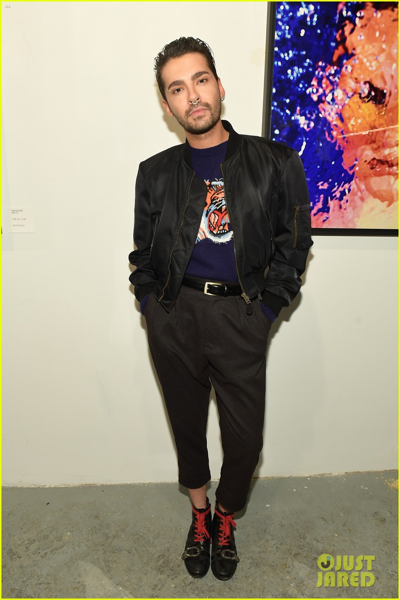 tokio-hotels-tom-bill-kaulitz-step-out-for-life-art-festival-2018-09