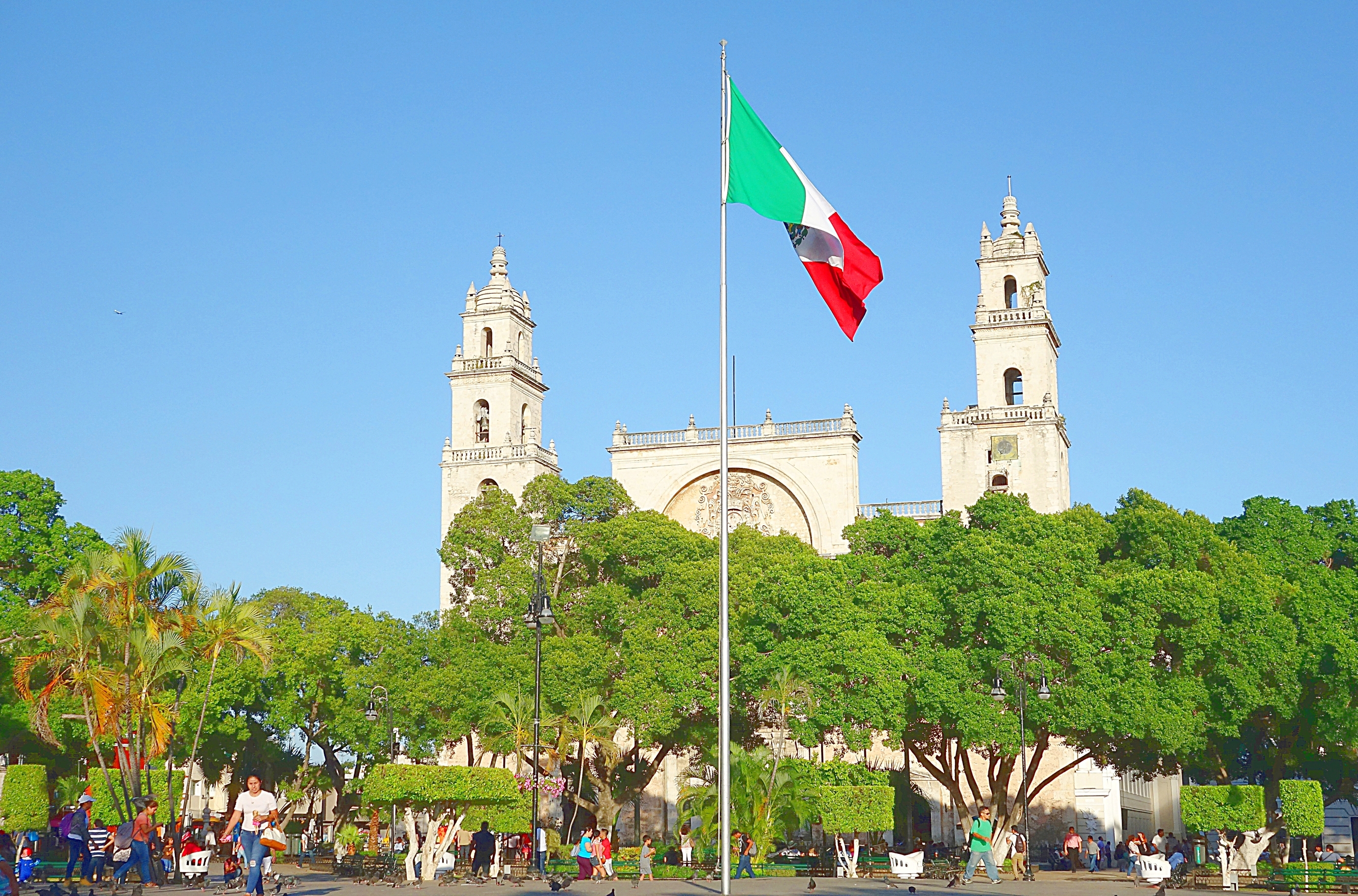 Домский собор в Мериде - главном городе Юкатана (основан в 1542 г.). Фото Морошкина В.В.